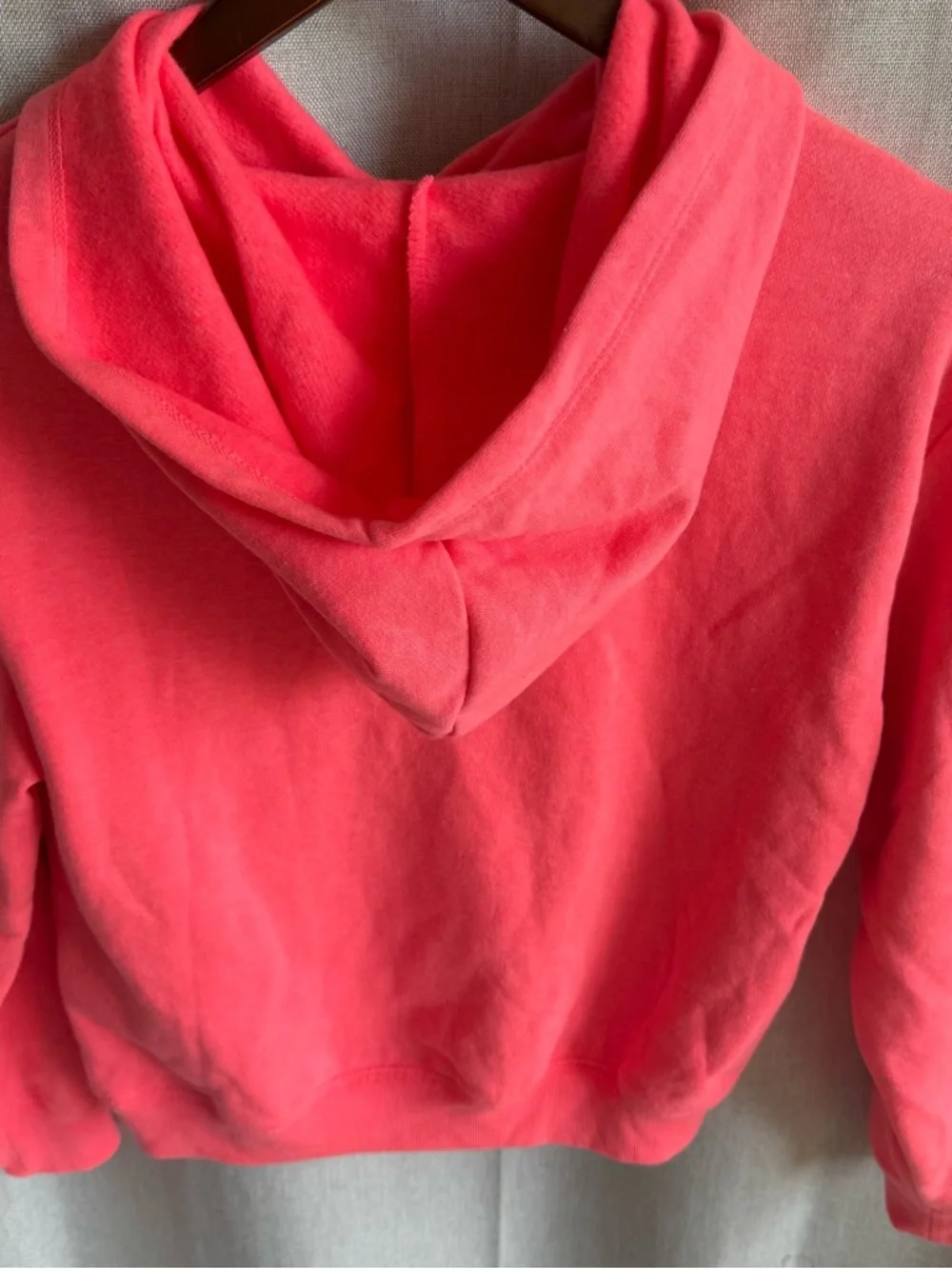 Gap Girl's Soft Long Sleeve Pullover Hooded Sweatshirt Floral Logo Size 12 NWT